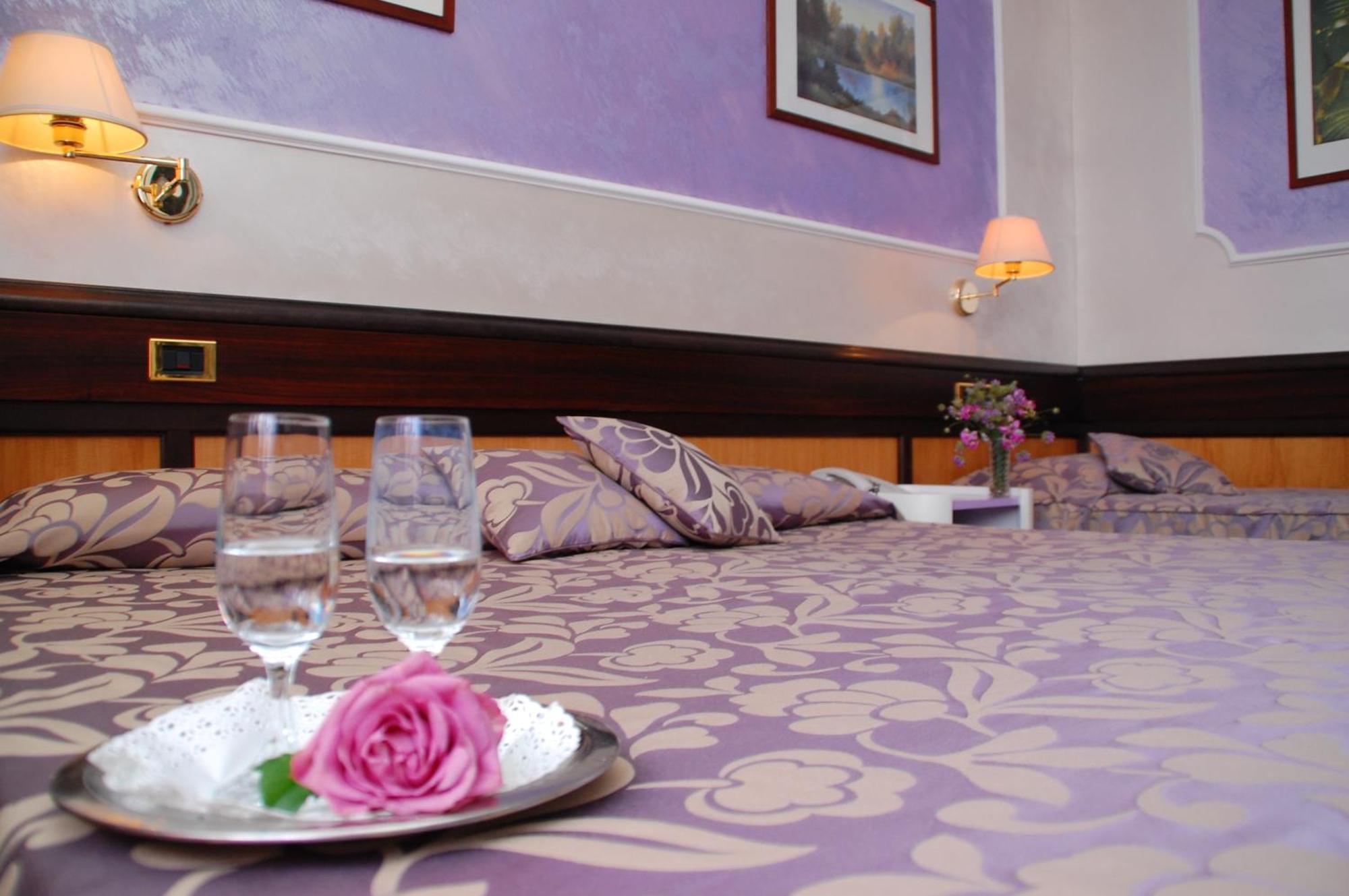 Benny Hotel كاتانزارو المظهر الخارجي الصورة