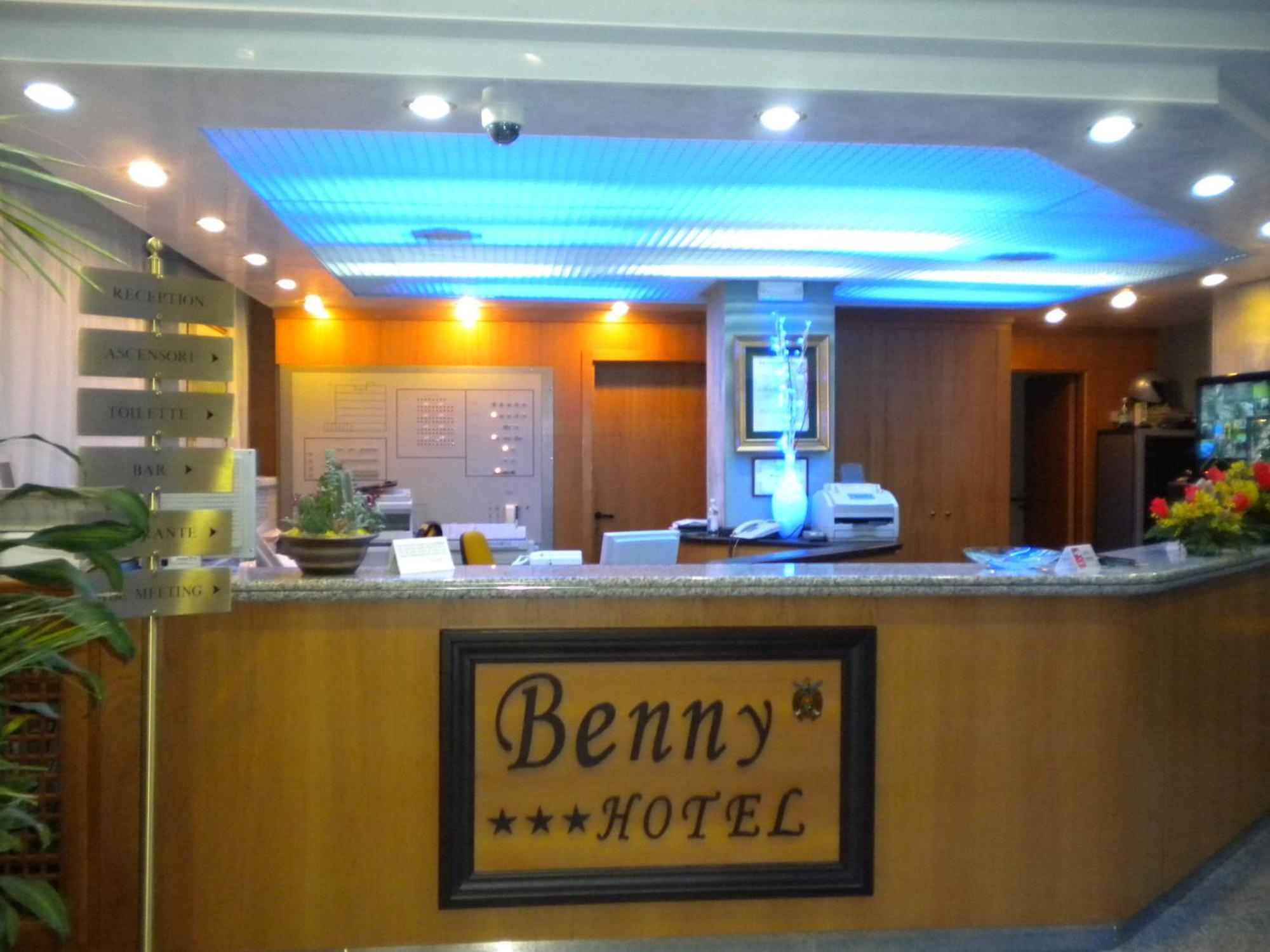 Benny Hotel كاتانزارو المظهر الخارجي الصورة