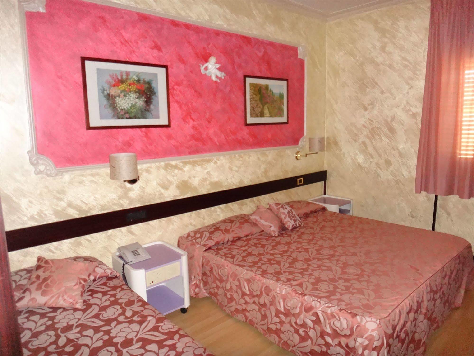 Benny Hotel كاتانزارو المظهر الخارجي الصورة